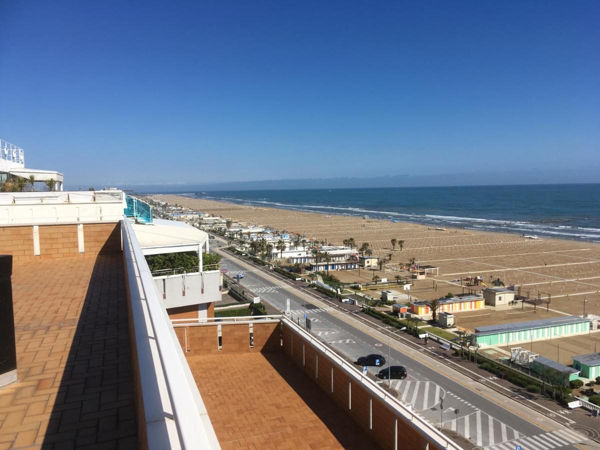 Appartamento Fronte Mare 里米尼 外观 照片