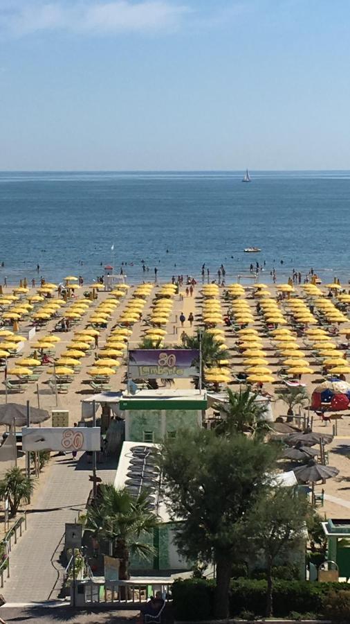Appartamento Fronte Mare 里米尼 外观 照片